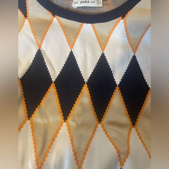Zara Geometric diamond print top sz M - Picture 3 of 4